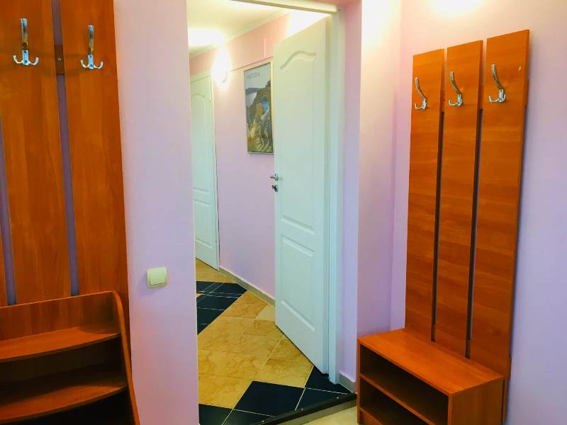 "С видом на море 2 этаж" 2х-комнатная квартира в Севастополе - фото 1