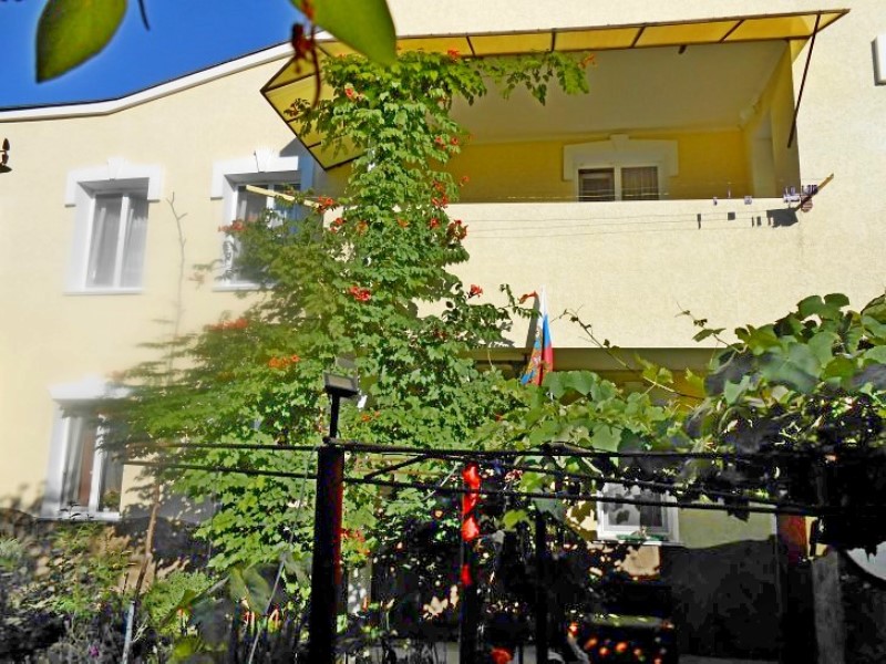 "Изабелла" гостевой дом в п. Любимовка (Севастополь) - фото 1