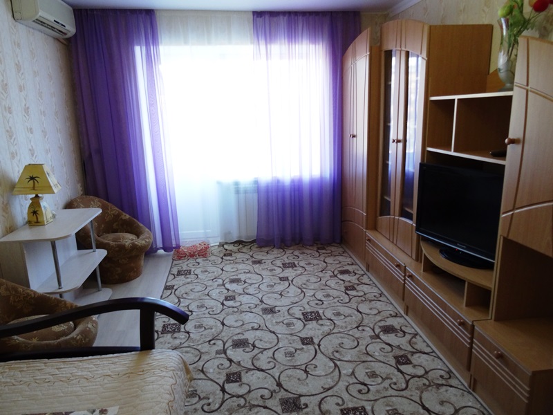 2х-комнатная квартира Ленина 11 в Орджоникидзе - фото 7