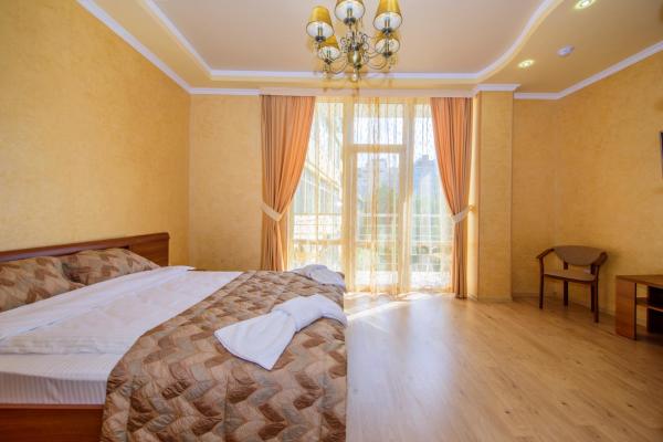 "VK-Hotel-Royal" отель в Алуште - фото 4