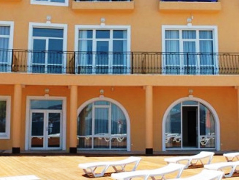 "Солнечный берег" гостевой дом в п. Ливадия (Ялта) - фото 1