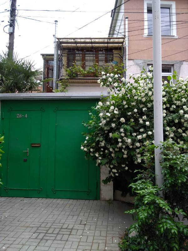 2х-комнатная квартира Карла Маркса 28 кв 4/1 в Алуште - фото 1