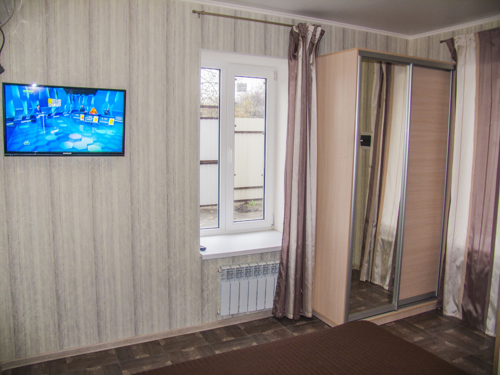 Квартира 1000 в сутки Таганрог. Снять квартиру комнату в Таганроге на авто недорого.