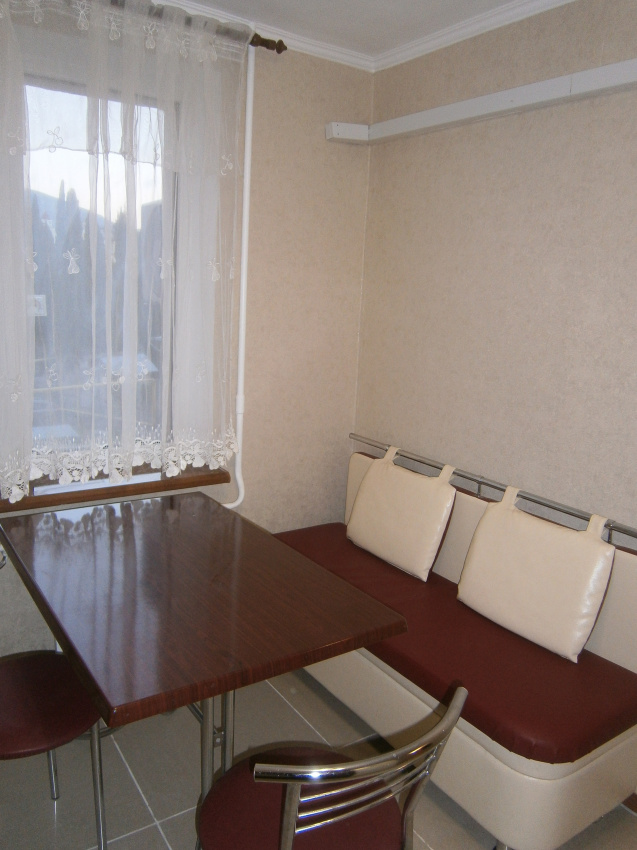 2-комнатная квартира Подвойского 9 в Гурзуфе - фото 11