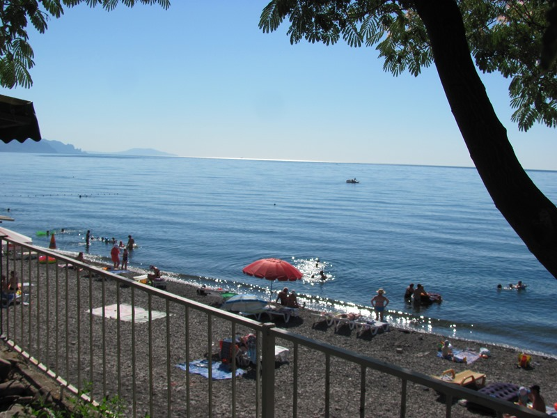 "Виктория" гостевой дом (эллинг) в Приветном (Алушта) - фото 8