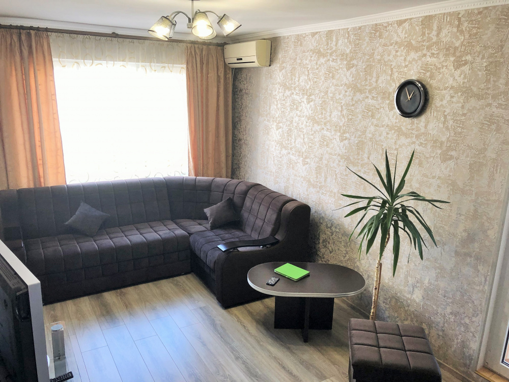 2-комнатная квартира Фрунзенское шоссе 16 в Партените - фото 1