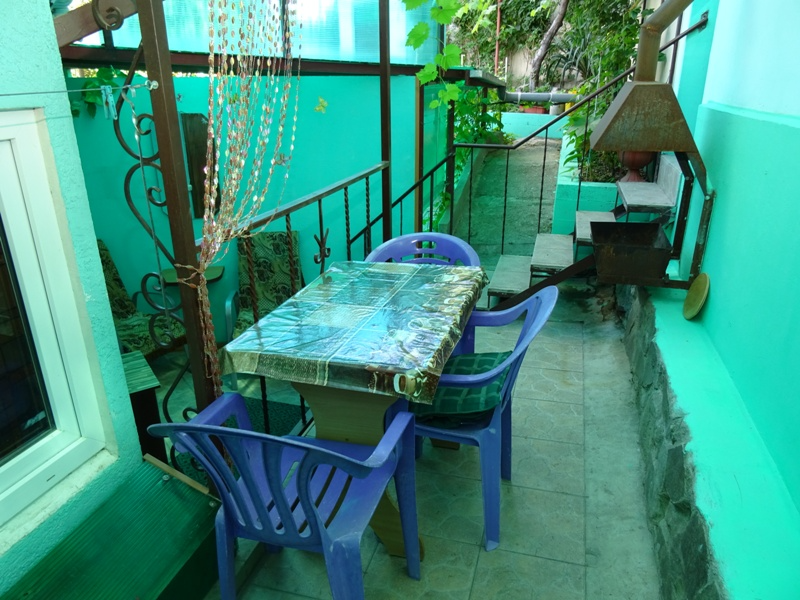 Частный сектор Овражный 4 в Алуште - фото 12