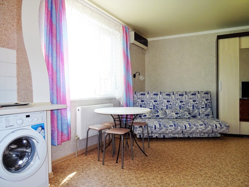 Квартира-студия на земле Крымская 18/15 в Евпатории - фото 6