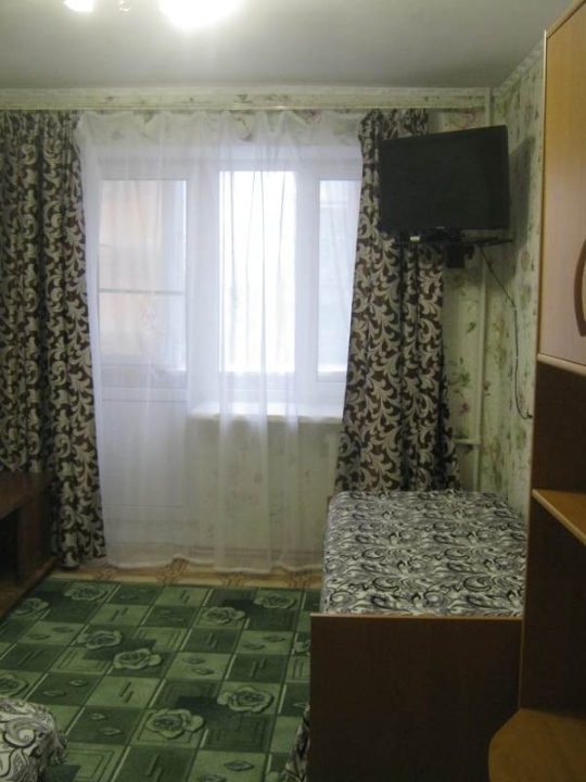 2х-комнатная квартира Нахимова 25 в Орджоникидзе - фото 8