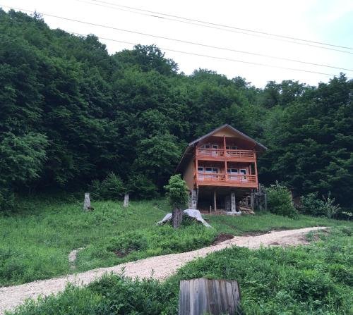 "Горное Княжество" гостевой дом в п. Каменномостский - фото 2