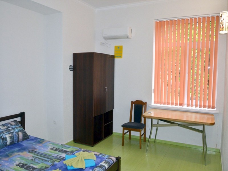 "KRM hotel" мини-гостиница в Алуште, ул. Октябрьская, 4 - фото 12
