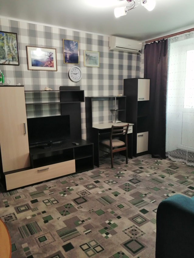 2к-комнатная квартира Голицына 28 в Новом Свете - фото 1