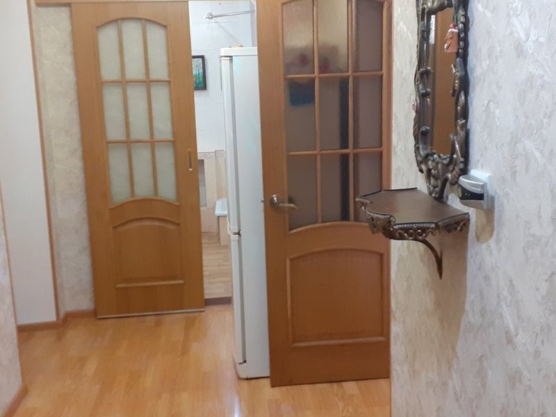 2х-комнатная квартира Нахимова 13 в Орджоникидзе (Феодосия) - фото 1