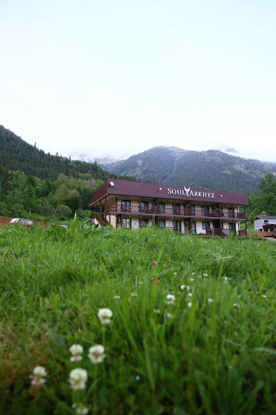 архыз. отель рахат архыз. рахат гостиница в архызе. архыз мини отели. вельвет архыз.