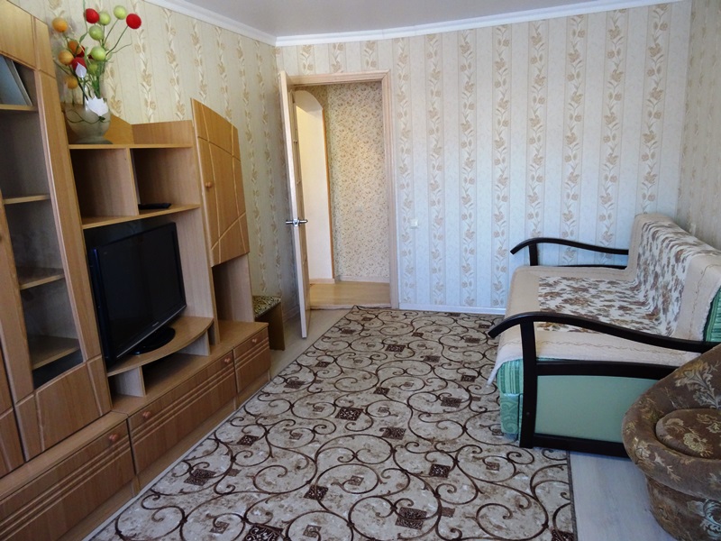 2х-комнатная квартира Ленина 11 в Орджоникидзе - фото 8