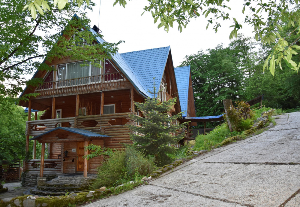 пгт красная поляна ореховая роща. гостевой дом ореховая роща анапа анапа. ореховая роща лазаревское. ореховая роща дома. пгт красная поляна ореховая роща.