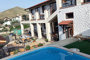 Отели Орджоникидзе с бассейном, "Villa Monte Mare" мини-отель с бассейном - фото