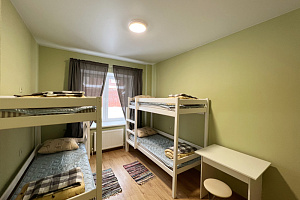 Кровать в общем 4-местном мужском номере