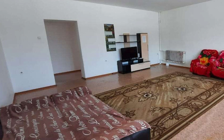 2х-комнатная квартира Петра Сухова 12 в Горно-Алтайске - фото 1