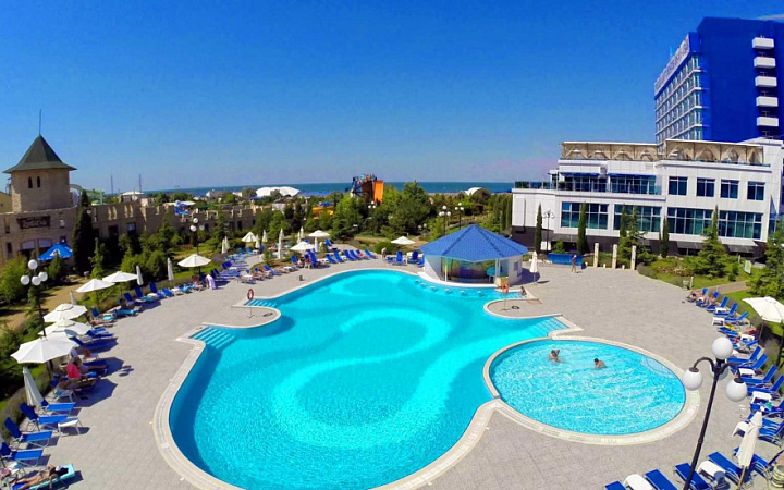Апартаменты в курортном комплексе &quot;Aqua DeLuxe&quot; в Севастополе - фото 1