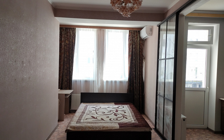 1-комнатная квартира Античный 60 в Севастополе - фото 1