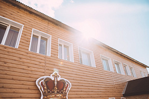 Гостиница в Кириллове, "Корона" - фото