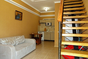 2х-уровневая квартира (на земле) Каламитская 12 в п. Прибрежное (Саки) фото 2
