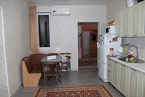Дом в Витязево, 4х-комнатный ул. Красноармейская - цены