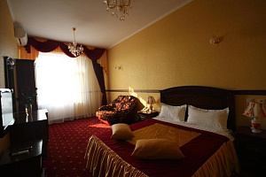 Гостиницы Славянска-на-Кубани у парка, "Уют" у парка - цены