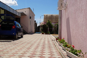Комната в городе Саки, "Герань" - цены