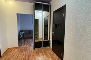Квартира в Екатеринбурге, 1-комнатная 8 марта 190 - цены