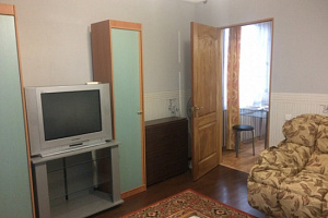 1-комнатная квартира в частном доме Декабристов 23 в Севастополе фото 2