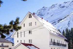 Отель в Поляне Азау, "Альпина" - цены