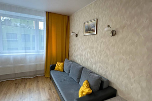 «СolorApartments. Оранжевый уют» квартира-студия