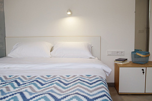 Московский аквапарк "Кузьминки" и хостел "СВ" расположены по адресу Краснодарская улица, 33