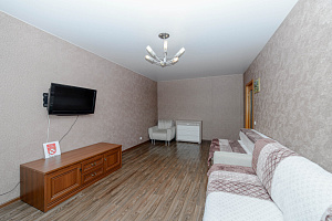 Квартира в Екатеринбурге, "В центре города" 2х-комнатная - цены