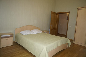 Квартира в Санкт-Петербурге, "На Набережной" 2х-комнатная - фото