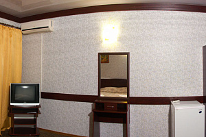 &quot;Качинская&quot; гостиница в п. Орловка (Севастополь) фото 2