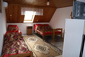 Частный дом &quot;Долина Роз&quot; в с. Оленевка (Черноморское) фото 3