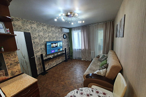 Квартира в Владивостоке, "Уютная Возле ТЦ Калина Молл" 2х-комнатная - цены