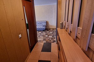 Квартиры Ачинска на месяц, 2х-комнатная 4-й микрорайон 34 на месяц - раннее бронирование