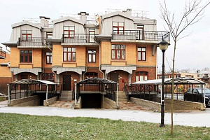 Дом в Павловске, ул. Луначарского - фото
