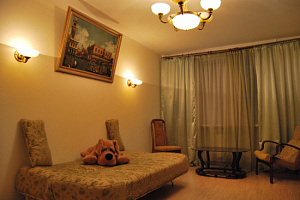 3х-комнатная квартира Крымская 7 в Феодосии фото 1