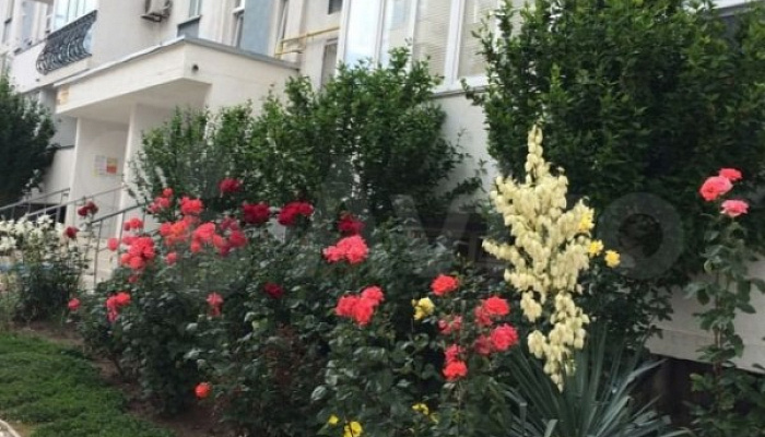 2х-комнатная квартира Адмиральский бульвар 7/Б в Феодосии - фото 1