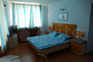 Квартира в Кореизе, 3х-этажный Алупкинское шоссе 15