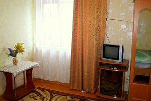 Частный сектор Комиссарова 1 в Феодосии фото 2