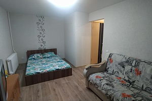 Квартира в Волжском, 1-комнатная 40 лет Победы 70 Квартира, жилье - цены