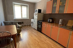 Квартира в Норильске, 2х-комнатная Комсомольская 1/а - фото