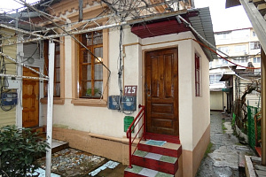 Дом в Адлере, Кирова 125 - фото