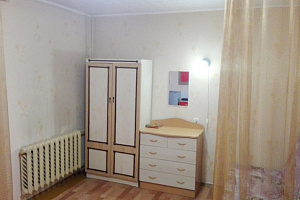 Квартира в Кирoве, "На Комсомольской"-студия Квартира, жилье - фото